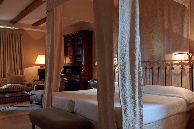 Landa Hotell Burgo Rum bild A suite at the Hotel de Crillon