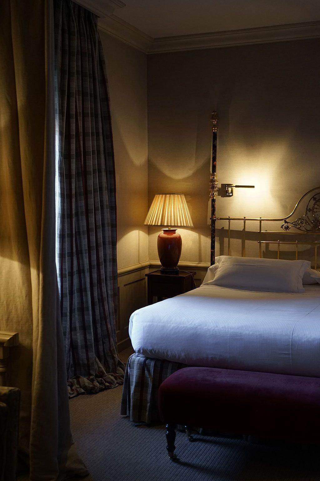 Landa Hotell Burgo Exteriör bild A bedroom at the hotel