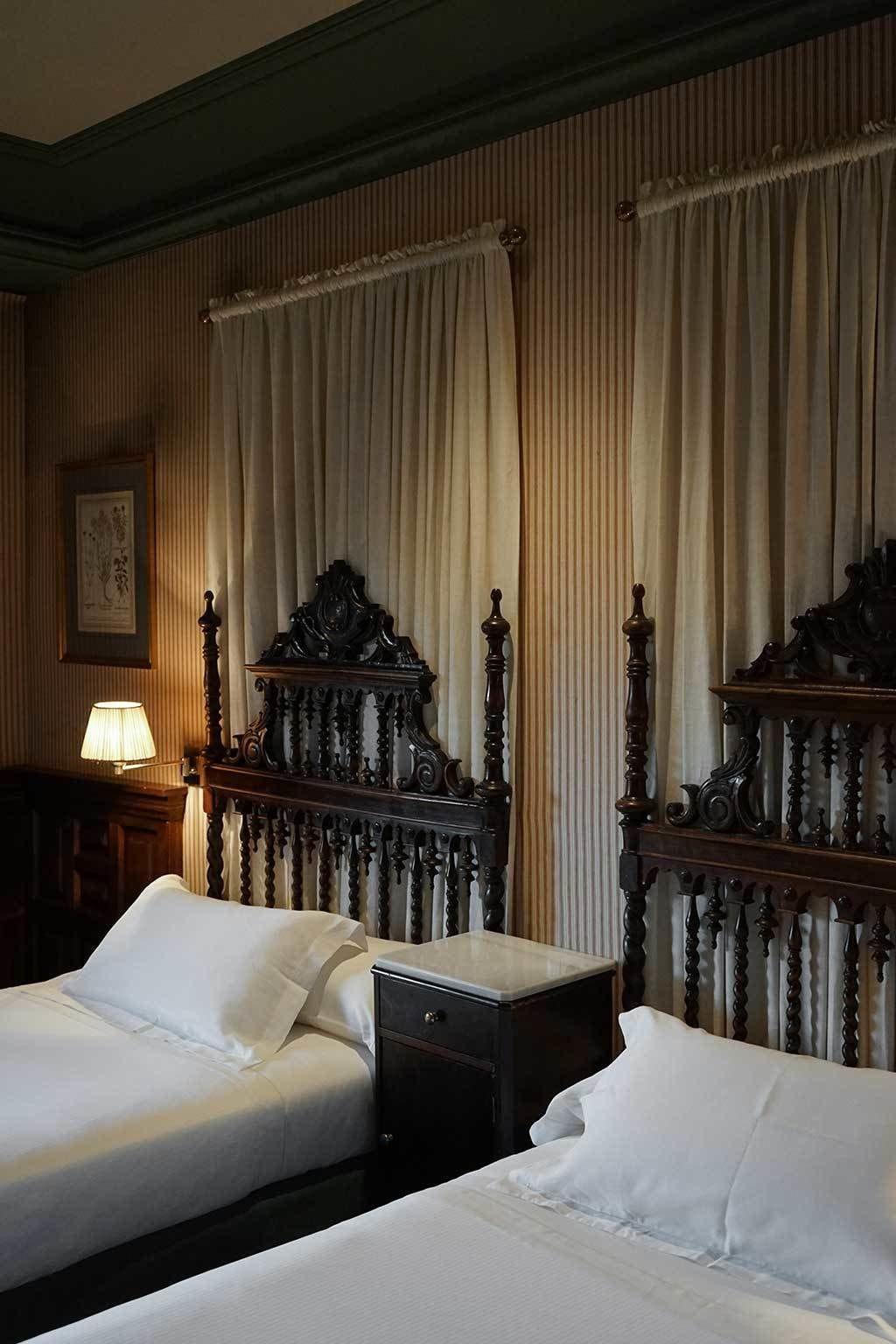 Landa Hotell Burgo Exteriör bild The bedroom of the Duke of Alba